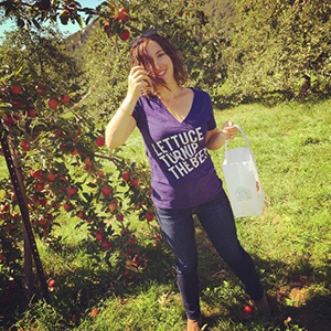 apple picking